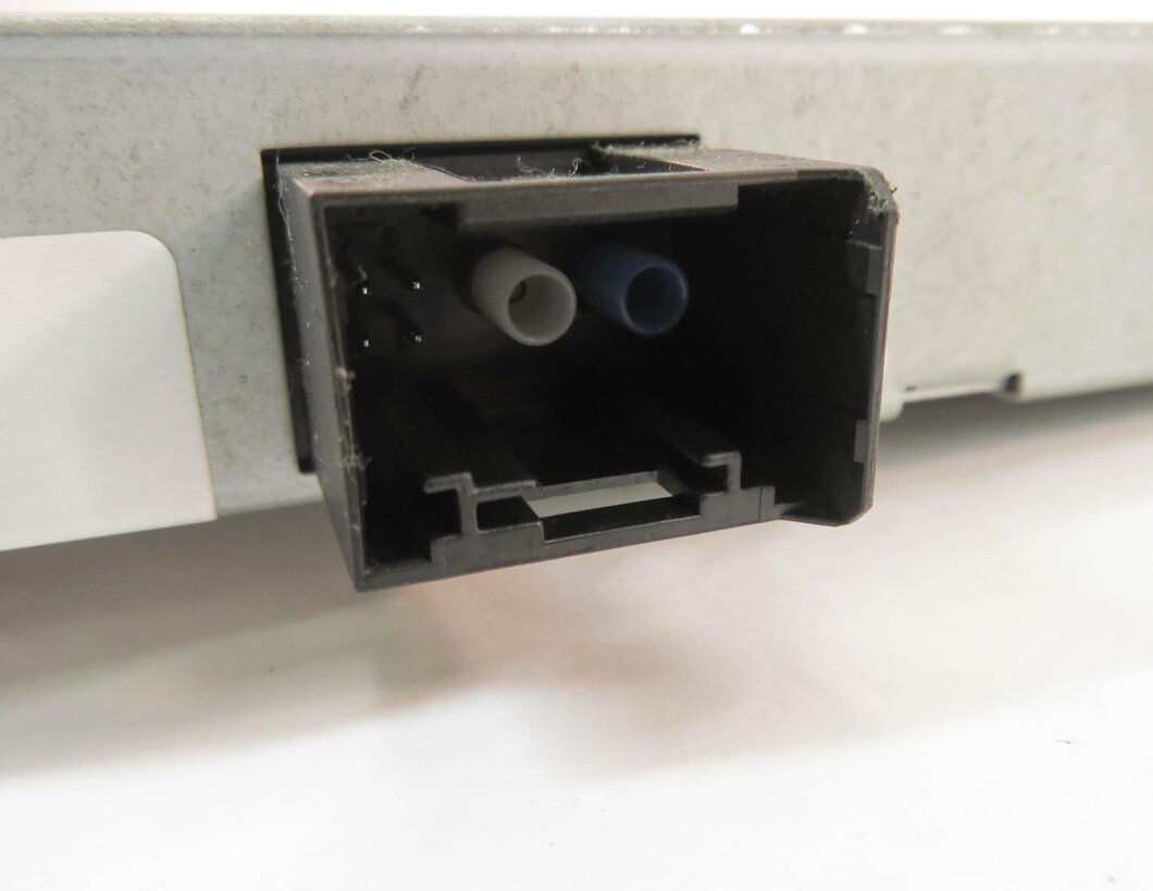 Thumbnail 7: 2010 RANGE ROVER SPORT (L320) USB / i-POD INTERFACE CONTROL MODULE