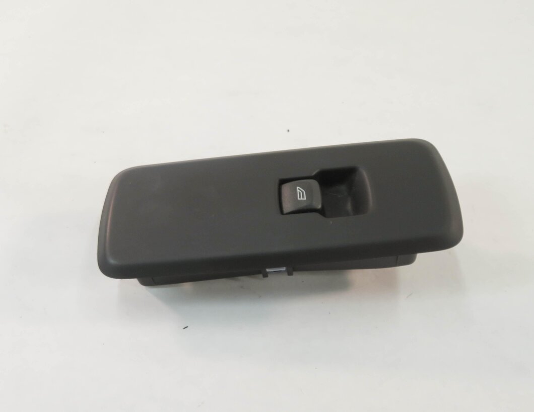 Thumbnail 4: 2010 RANGE ROVER SPORT (L320) RIGHT REAR DOOR POWER WINDOW SWITCH BUTTON