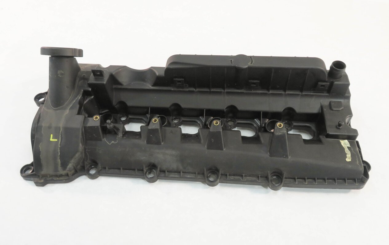 Thumbnail 4: 2010-2018 RANGE ROVER SPORT (L320 L322 L405 L494) 5.0L V8 - LEFT VALVE COVER