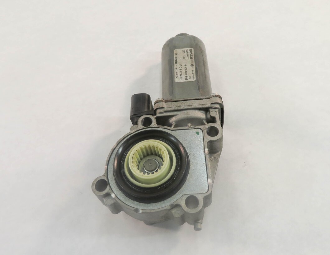 Thumbnail 5: 05-16 LR3 LR4 / RANGE ROVER SPORT (L320 L322) TRANSFER CASE ELECTRIC SHIFT MOTOR