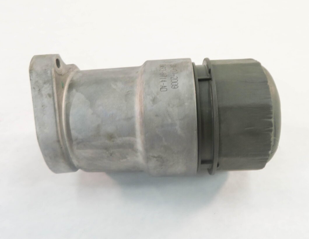 Thumbnail 6: 2010 RANGE ROVER SPORT (L320) 5.0L AJ133 ENGINE - MOTOR OIL FILTER HOUSING