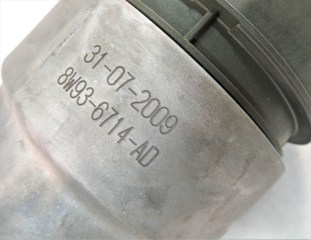 Thumbnail 7: 2010 RANGE ROVER SPORT (L320) 5.0L AJ133 ENGINE - MOTOR OIL FILTER HOUSING