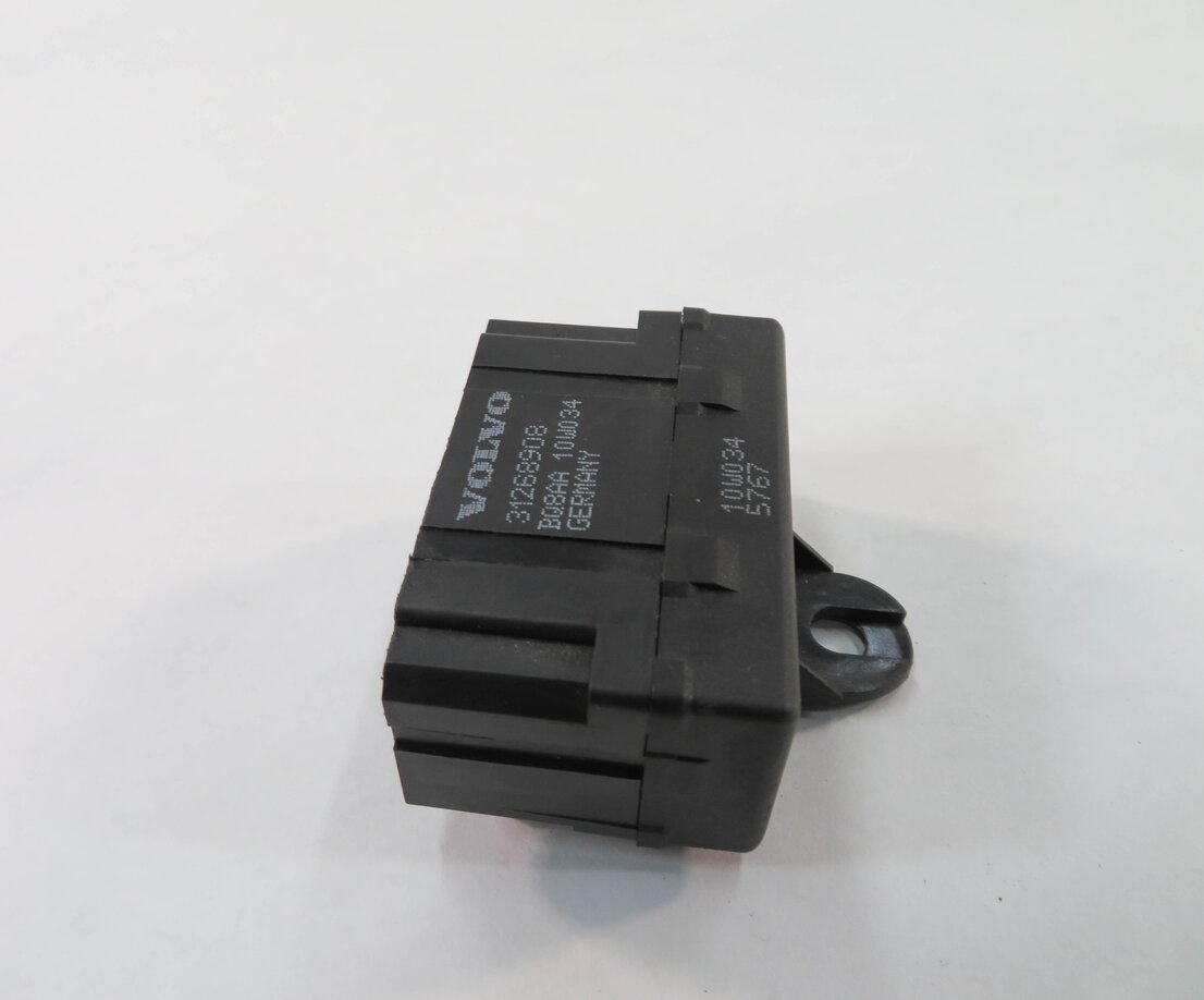 Thumbnail 3: 2010 RANGE ROVER SPORT (L320) HEATED SEAT CONTROL MODULE