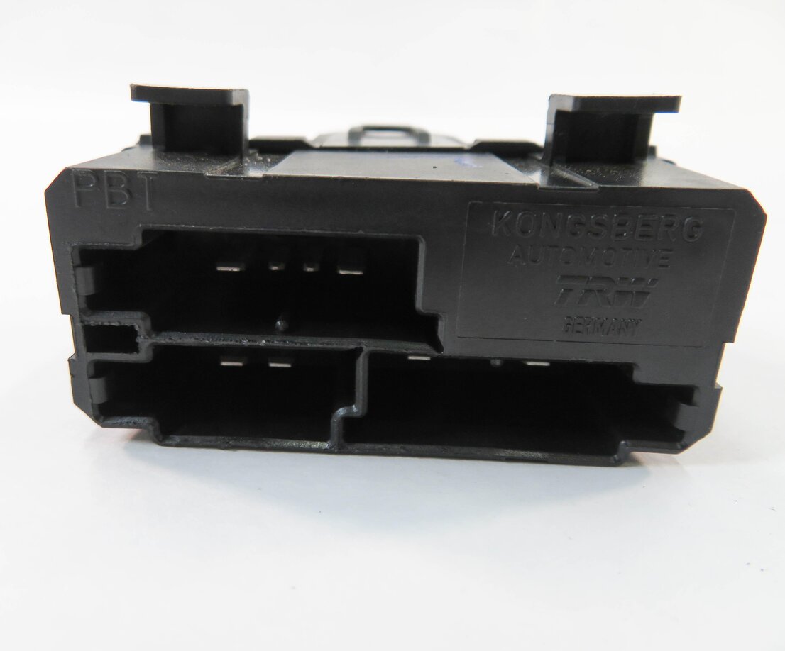 Thumbnail 7: 2010 RANGE ROVER SPORT (L320) HEATED SEAT CONTROL MODULE