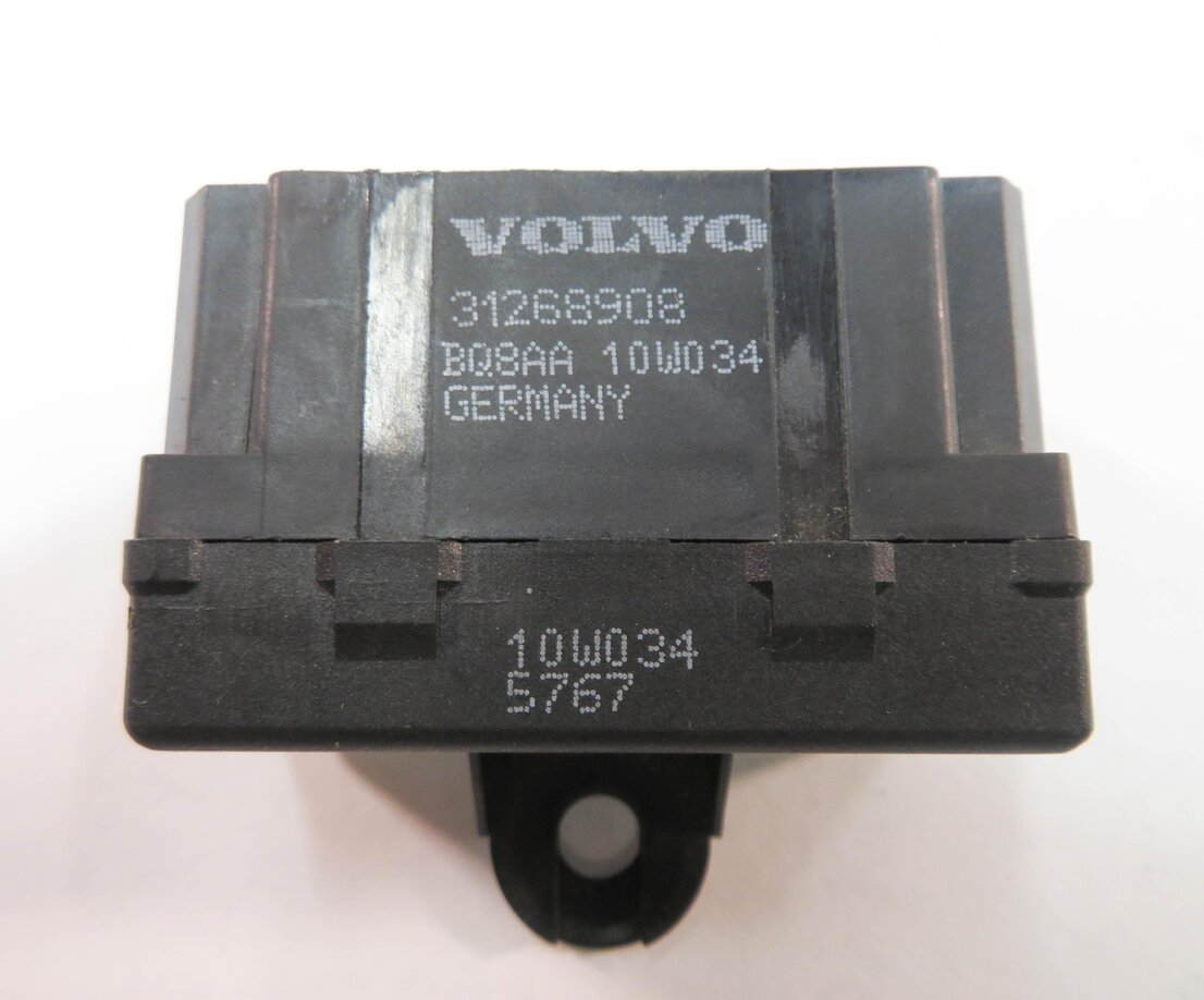 Thumbnail 8: 2010 RANGE ROVER SPORT (L320) HEATED SEAT CONTROL MODULE