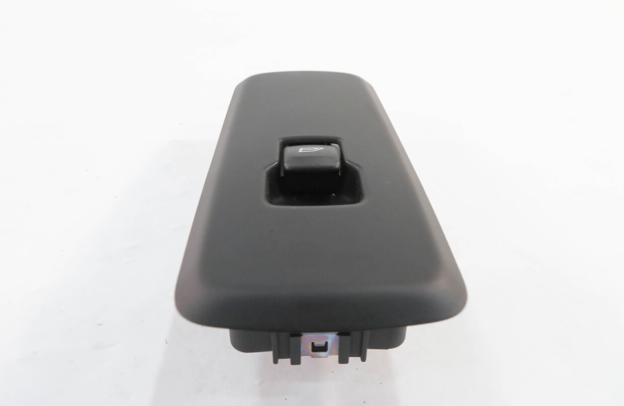 Thumbnail 5: 2010 RANGE ROVER SPORT (L320) RIGHT REAR DOOR POWER WINDOW SWITCH BUTTON