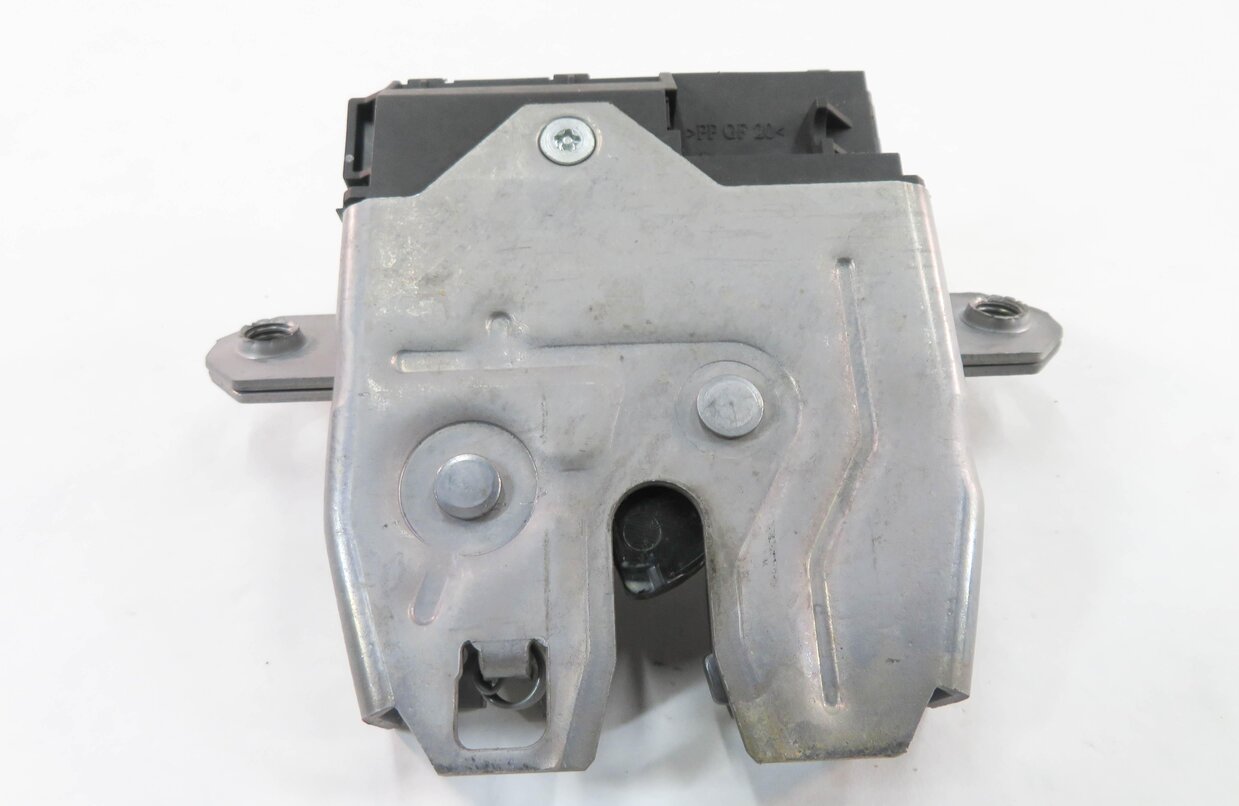 Thumbnail 2: 2010 RANGE ROVER SPORT (L320) REAR TRUNK LOCK LATCH ACTUATOR