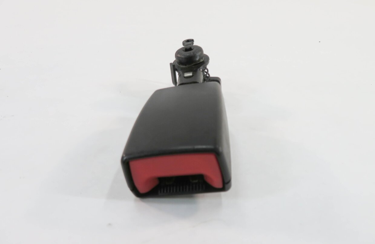 Thumbnail 2: 2010 RANGE ROVER SPORT (L320) RIGHT REAR SEAT SEATBELT BUCKLE RECEIVER
