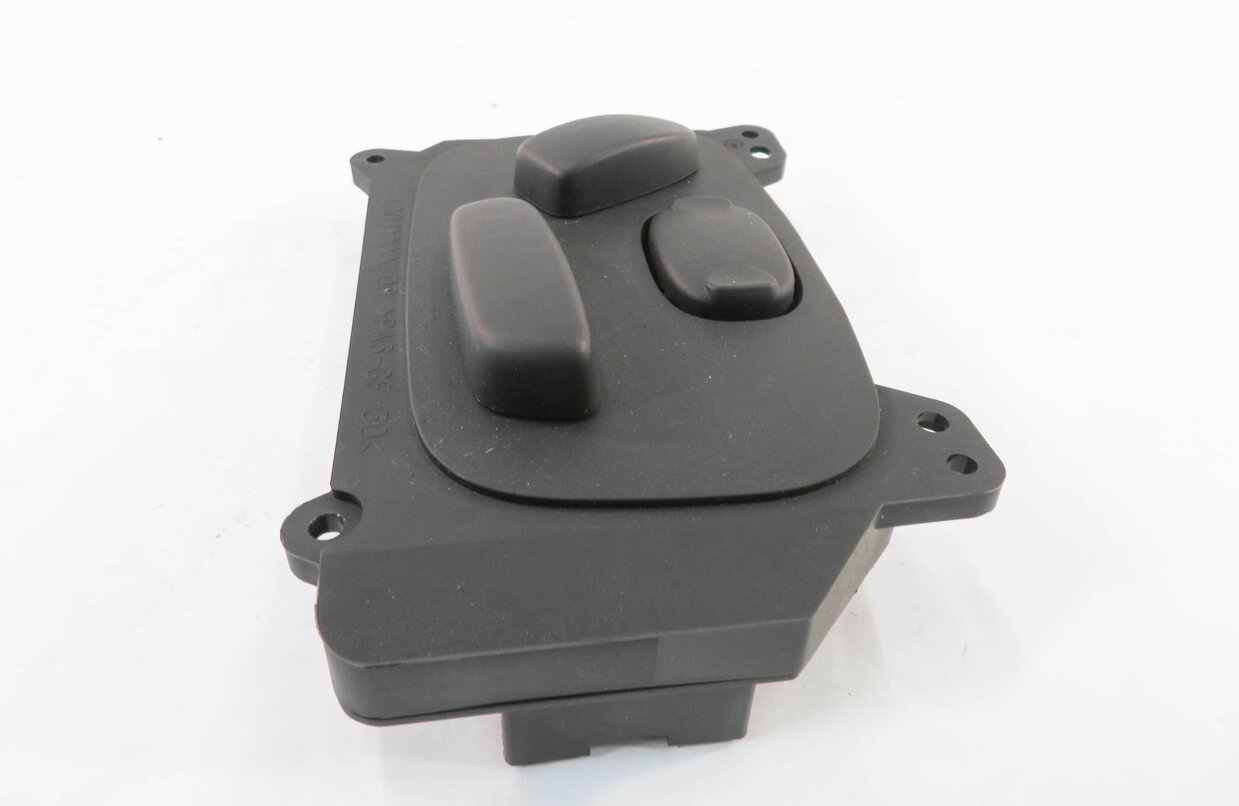 Thumbnail 4: 2010 RANGE ROVER SPORT (L320) RIGHT FRONT PASSENGER SEAT ADJUSTMENT SWITCH