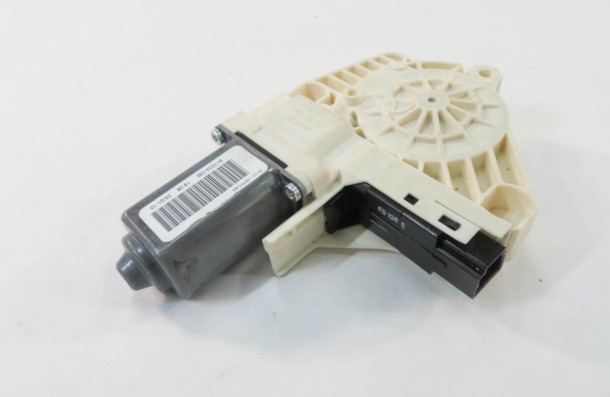 Thumbnail 2: 2010-2016 LR4 RANGE ROVER SPORT (L320) LEFT SIDE REAR DOOR POWER WINDOW MOTOR