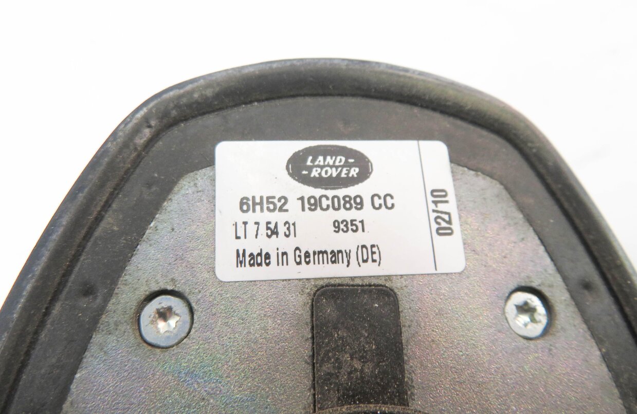 Thumbnail 6: 2008-2015 LR2 RANGE ROVER SPORT (L320 L322) RADIO STEREO GPS NAVIGATION ANTENNA