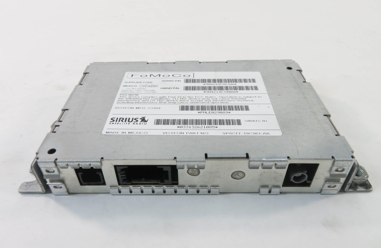 Thumbnail 1: 2010 RANGE ROVER SPORT (L320) SIRIUS SATELLITE RADIO RECEIVER CONTROL MODULE