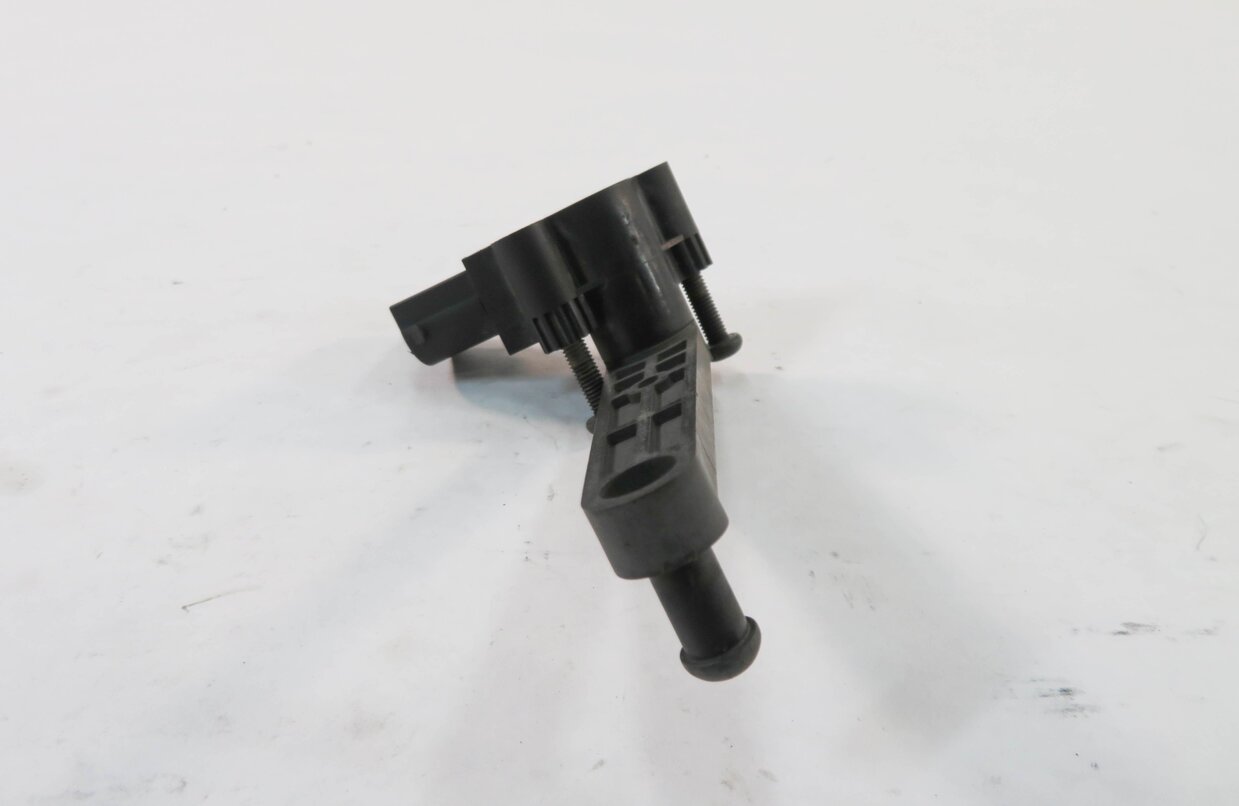 Thumbnail 4: 2010 RANGE ROVER SPORT (L320) LEFT DRIVER REAR SUSPENSION HEIGHT LEVEL SENSOR