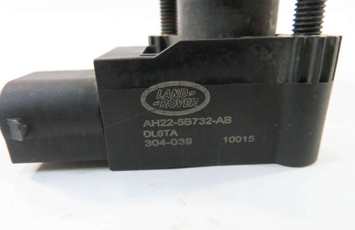 Thumbnail 6: 2010 RANGE ROVER SPORT (L320) LEFT DRIVER REAR SUSPENSION HEIGHT LEVEL SENSOR