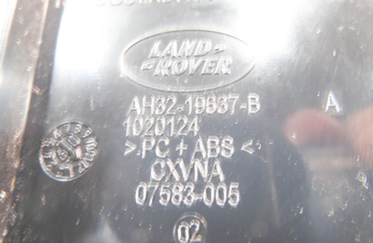 Thumbnail 7: 2010 RANGE ROVER SPORT (L320) LEFT DRIVER DASH ((CENTER)) HEATER A/C AIR VENT