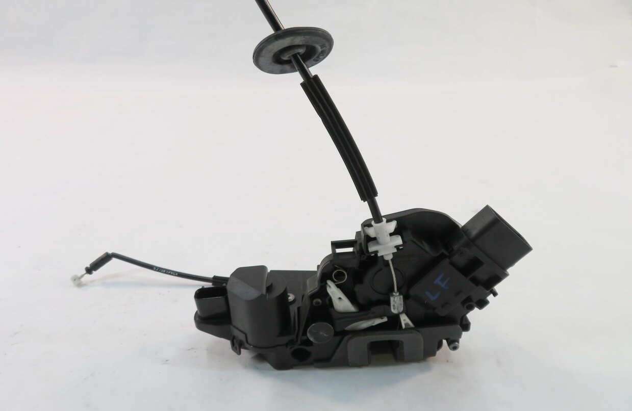 Thumbnail 4: 2010-2019 RANGE ROVER SPORT (L320) EVOQUE LR4 LEFT FRONT PASSIVE DOOR LATCH