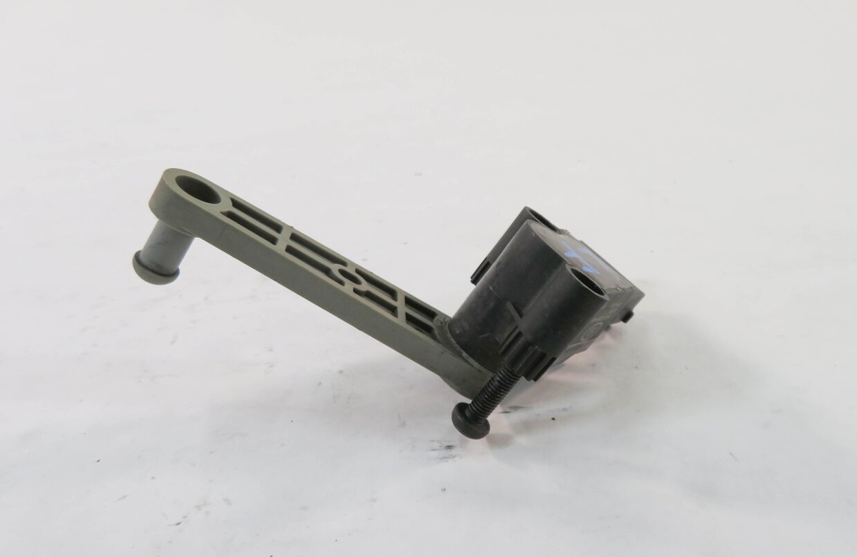 Thumbnail 3: 2010 RANGE ROVER SPORT (L320) LEFT FRONT DRIVER SUSPENSION HEIGHT LEVEL SENSOR