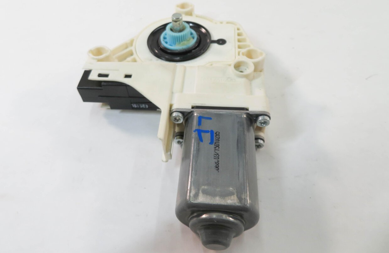Thumbnail 7: 10-16 LAND ROVER LR4 / RANGE ROVER SPORT (L320) LEFT FRONT DRIVER WINDOW MOTOR