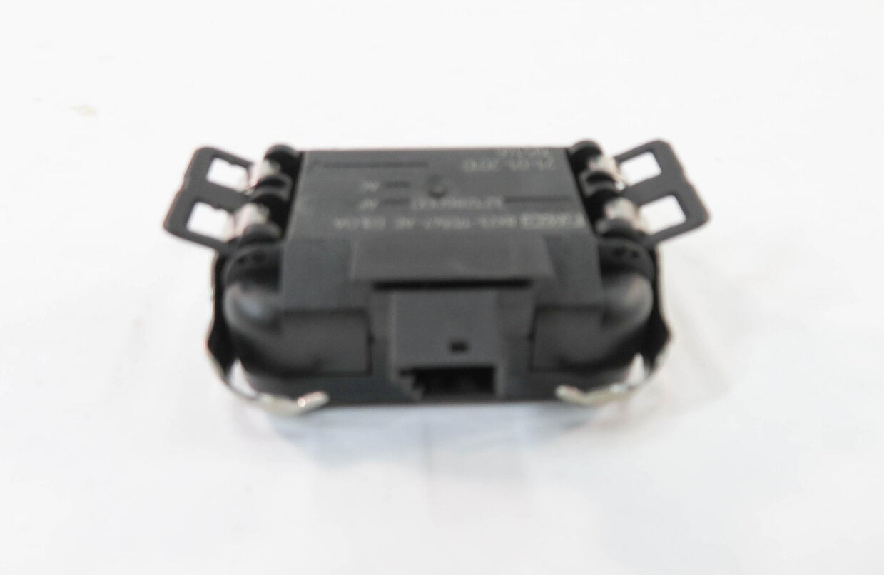 2010 RANGE ROVER SPORT (L320) FRONT WINDSHIELD RAIN WATER SOLAR LIGHT SENSOR RLS