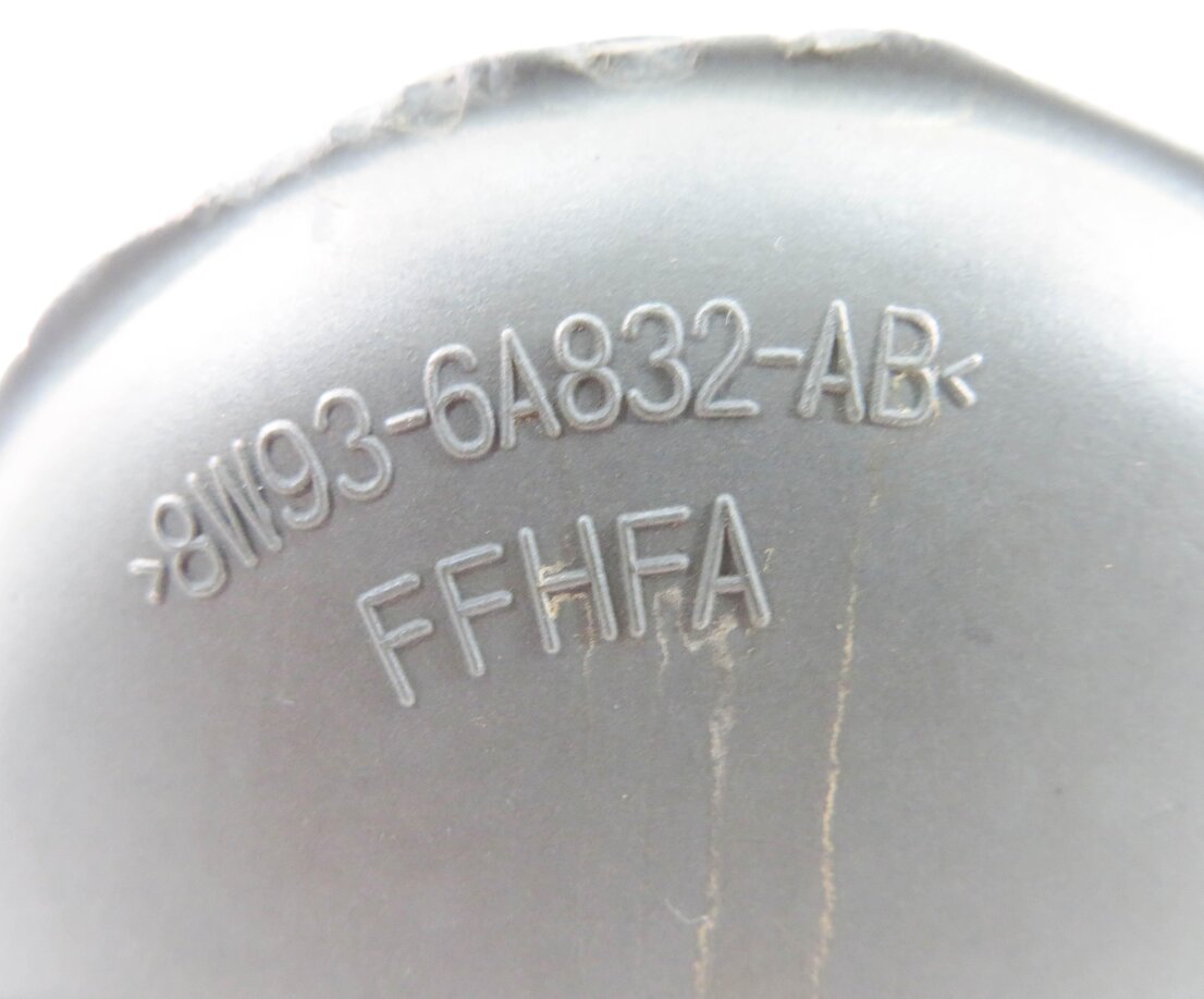 Thumbnail 9: 2010 RANGE ROVER SPORT (L320) 5.0L V8 ENGINE - MOTOR OIL FLUID FILTER HOUSING