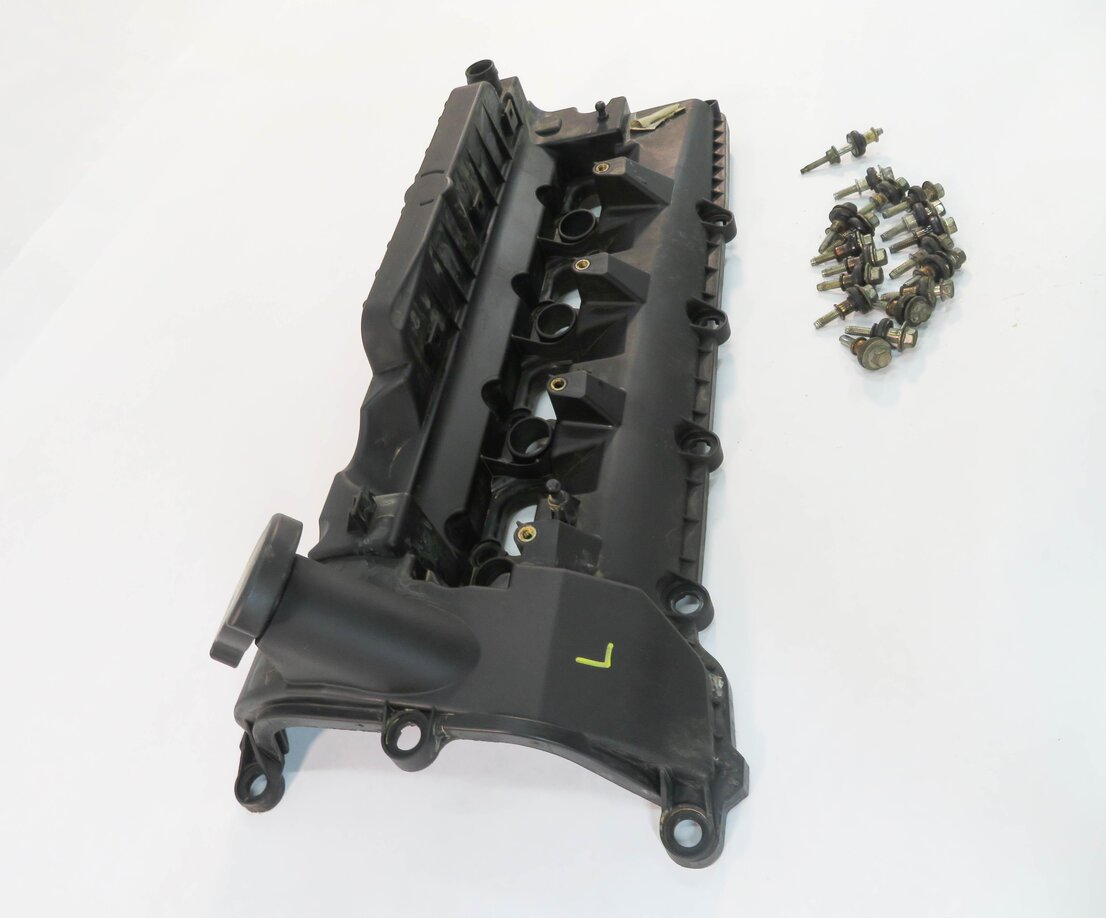 Thumbnail 2: 10-18 RANGE ROVER SPORT (L320 L322 L494 L405) 5.0L V8 - LEFT ENGINE VALVE COVER