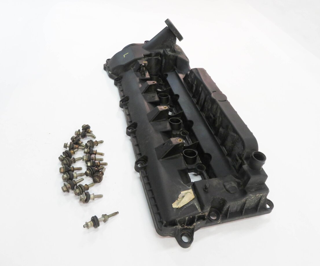 Thumbnail 3: 10-18 RANGE ROVER SPORT (L320 L322 L494 L405) 5.0L V8 - LEFT ENGINE VALVE COVER