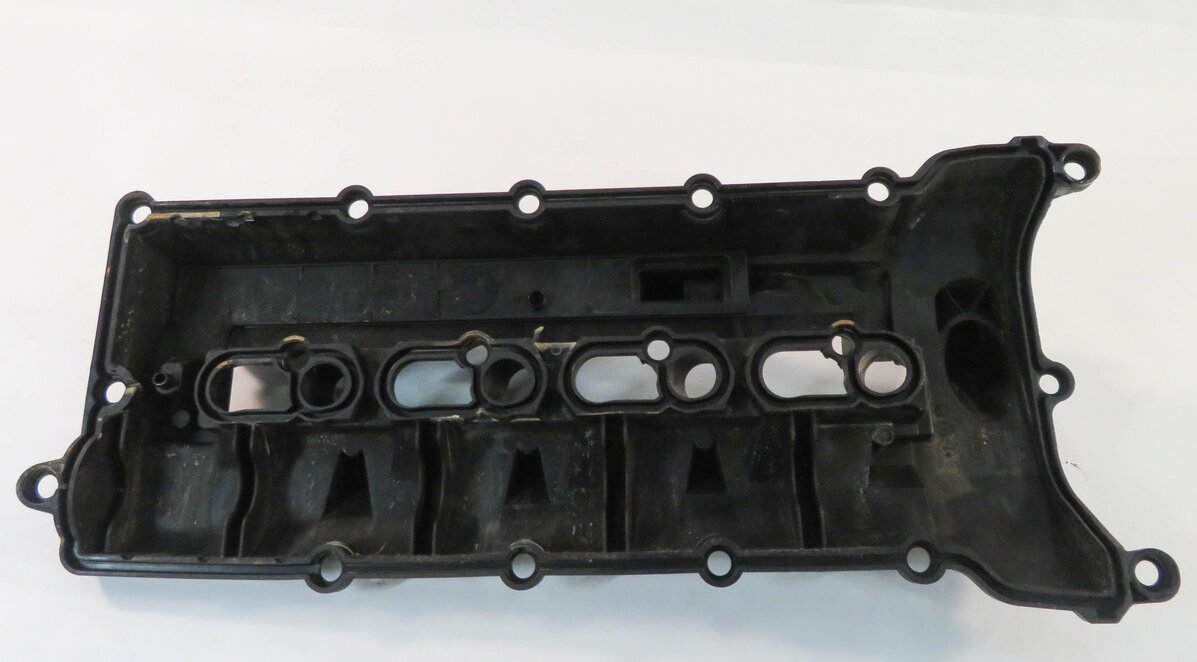 Thumbnail 5: 10-18 RANGE ROVER SPORT (L320 L322 L494 L405) 5.0L V8 - LEFT ENGINE VALVE COVER