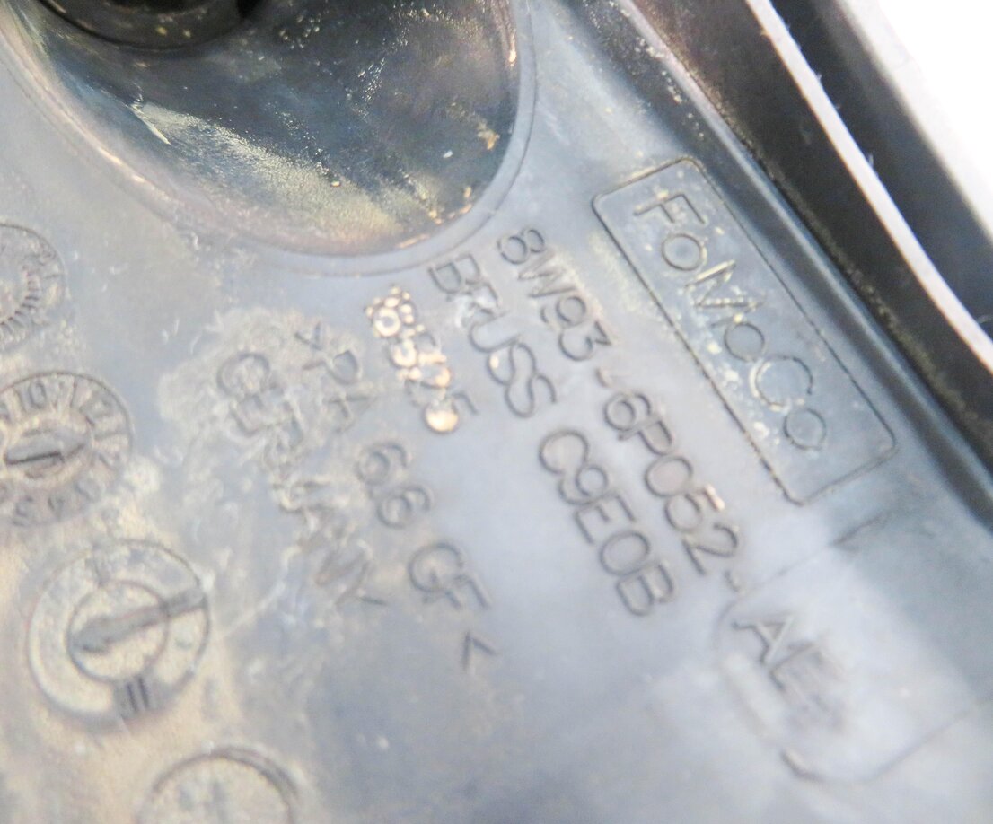 Thumbnail 6: 10-18 RANGE ROVER SPORT (L320 L322 L494 L405) 5.0L V8 - LEFT ENGINE VALVE COVER