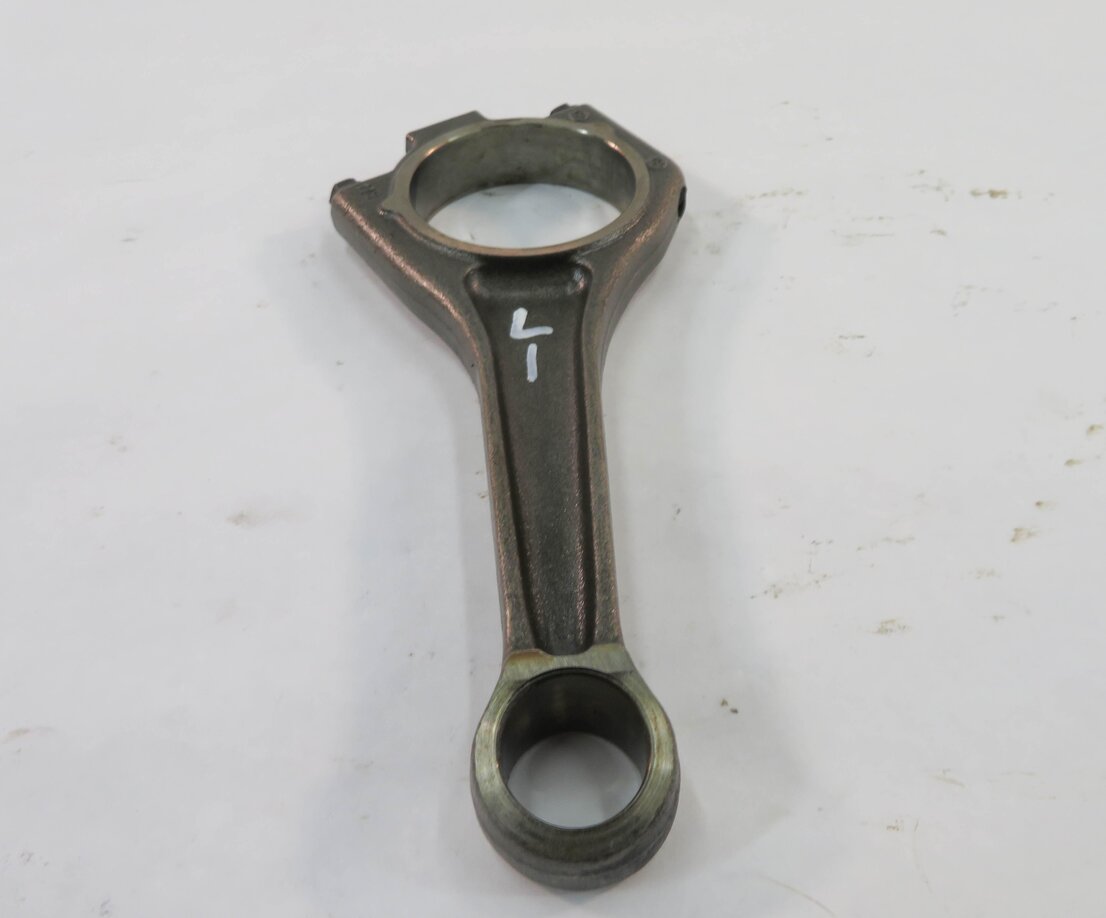 Thumbnail 2: 2010 RANGE ROVER SPORT (L320) 5.0L AJ133 V8 - LEFT ENGINE CONNECTING ROD