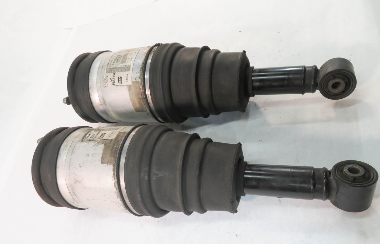 Thumbnail 2: 2010-2013 RANGE ROVER SPORT (L320) REAR AIR SUSPENSION SHOCK STRUT SET-2