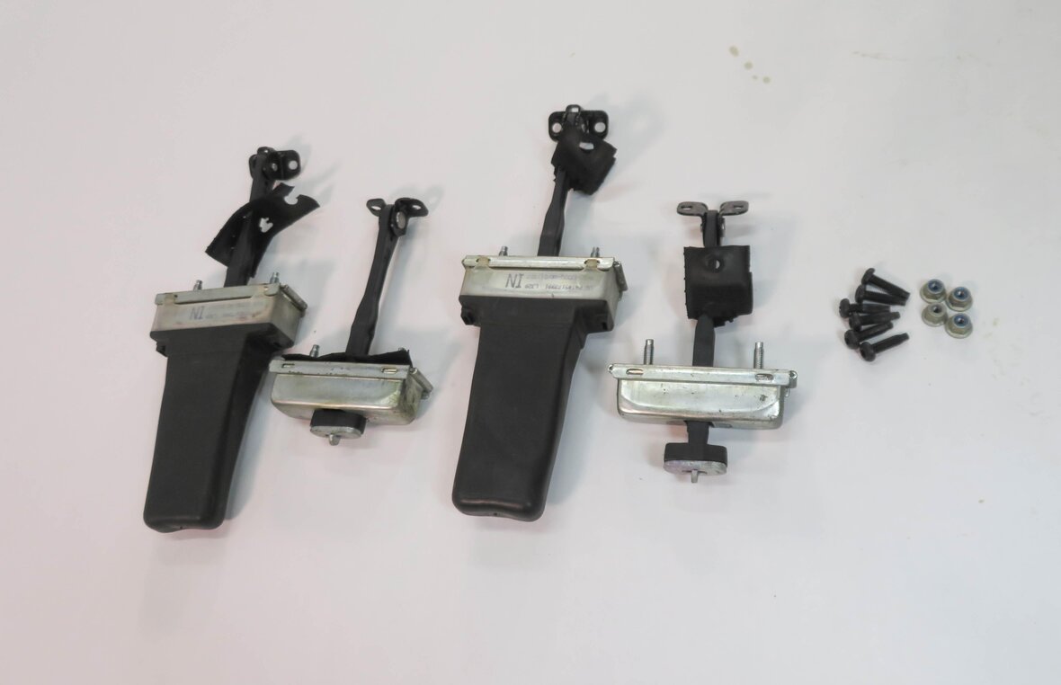Thumbnail 3: 2011 RANGE ROVER SPORT (L320) FRONT & REAR DOOR HINGE BUMP STOP DETENT SET-4