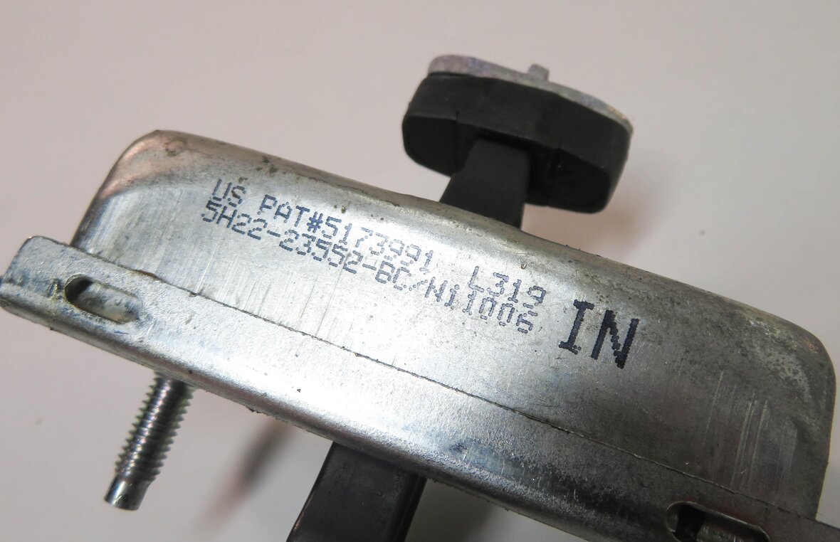 Thumbnail 7: 2011 RANGE ROVER SPORT (L320) FRONT & REAR DOOR HINGE BUMP STOP DETENT SET-4