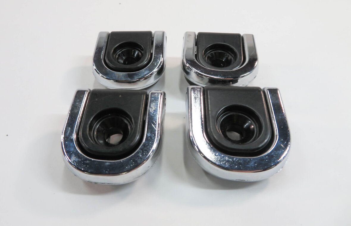 Thumbnail 2: 2010 RANGE ROVER SPORT (L320) REAR TRUNK LUGGAGE CARGO TIE DOWN HOOK BUCKLE SET