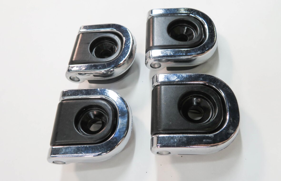 Thumbnail 3: 2010 RANGE ROVER SPORT (L320) REAR TRUNK LUGGAGE CARGO TIE DOWN HOOK BUCKLE SET