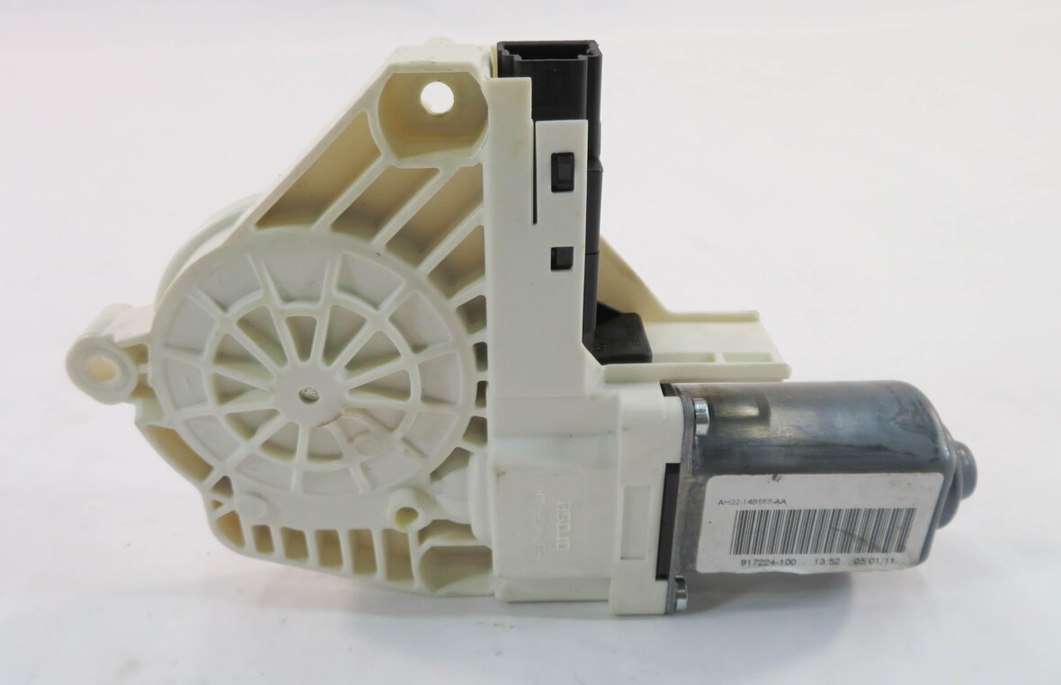 Thumbnail 1: 2010-2016 LR4 RANGE ROVER SPORT (L320) LEFT SIDE REAR DOOR POWER WINDOW MOTOR