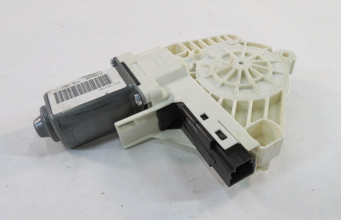 Thumbnail 2: 2010-2016 LR4 RANGE ROVER SPORT (L320) LEFT SIDE REAR DOOR POWER WINDOW MOTOR