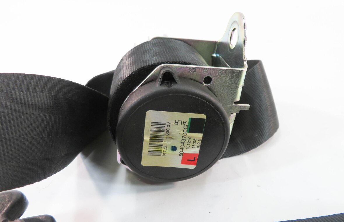 Thumbnail 4: 2010 RANGE ROVER SPORT (L320) LEFT REAR SEAT SEATBELT RETRACTOR (BLACK)