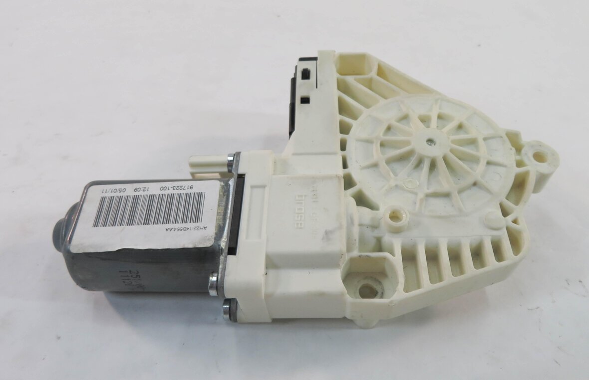 Thumbnail 4: 2010-2016 LR4 RANGE ROVER SPORT (L320) RIGHT SIDE REAR DOOR POWER WINDOW MOTOR