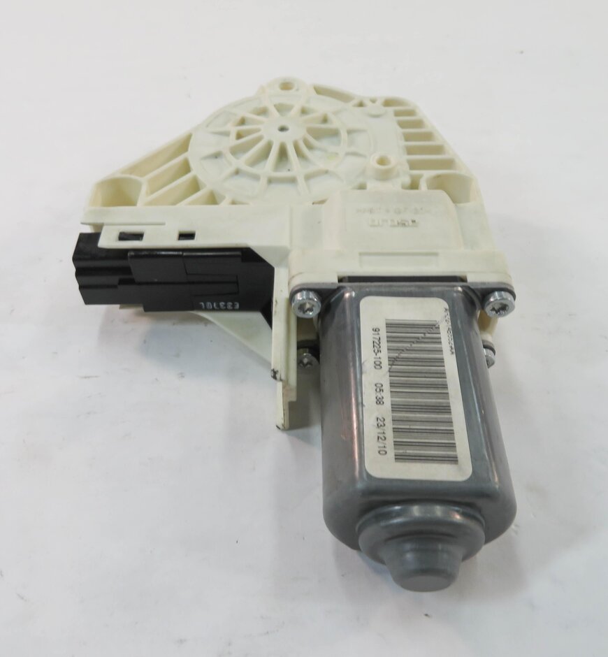 Thumbnail 4: 2010-2016 LR4 RANGE ROVER SPORT (L320) RIGHT FRONT PASSENGER POWER WINDOW MOTOR