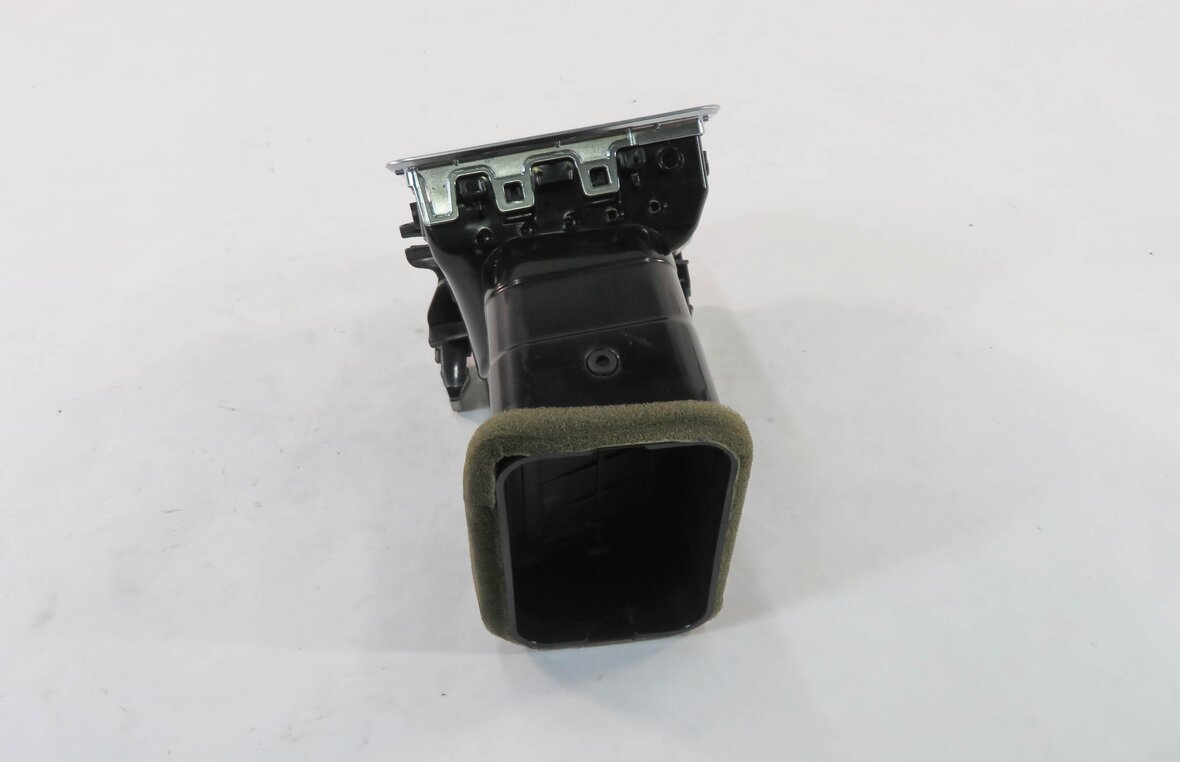 Thumbnail 5: 2010 RANGE ROVER SPORT (L320) RIGHT FRONT PASSENGER DASH HEATER A/C AIR VENT