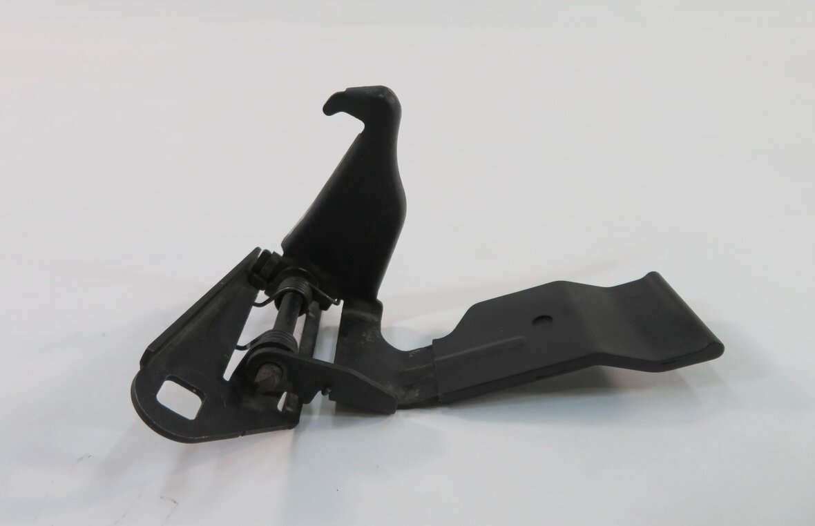 Thumbnail 4: 2011 RANGE ROVER SPORT (L320) FRONT HOOD SAFETY LATCH
