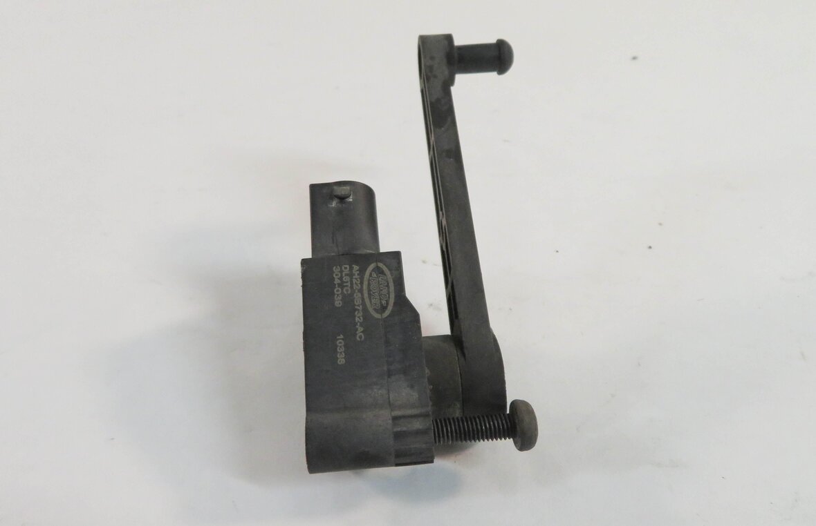 Thumbnail 4: 2010 RANGE ROVER SPORT (L320) LEFT DRIVER REAR SUSPENSION HEIGHT LEVEL SENSOR