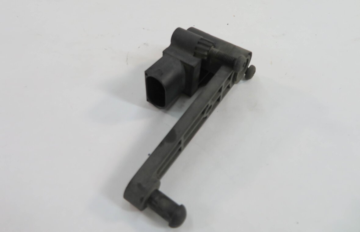 Thumbnail 5: 2010 RANGE ROVER SPORT (L320) LEFT DRIVER REAR SUSPENSION HEIGHT LEVEL SENSOR