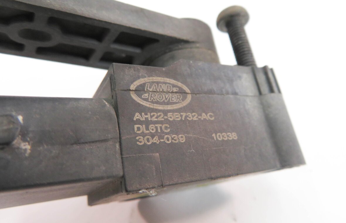Thumbnail 6: 2010 RANGE ROVER SPORT (L320) LEFT DRIVER REAR SUSPENSION HEIGHT LEVEL SENSOR