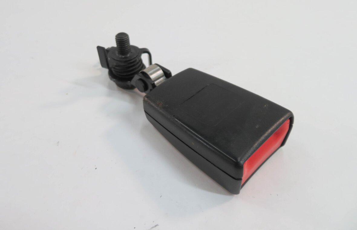 2010 RANGE ROVER SPORT (L320) RIGHT REAR SEAT SEATBELT BUCKLE RECEIVER