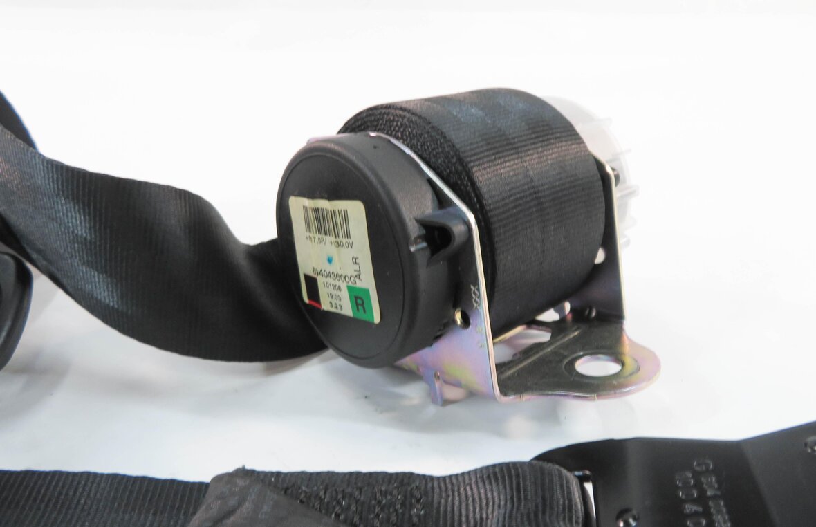 Thumbnail 4: 2010 RANGE ROVER SPORT (L320) RIGHT REAR SEAT SEATBELT RETRACTOR (BLACK)