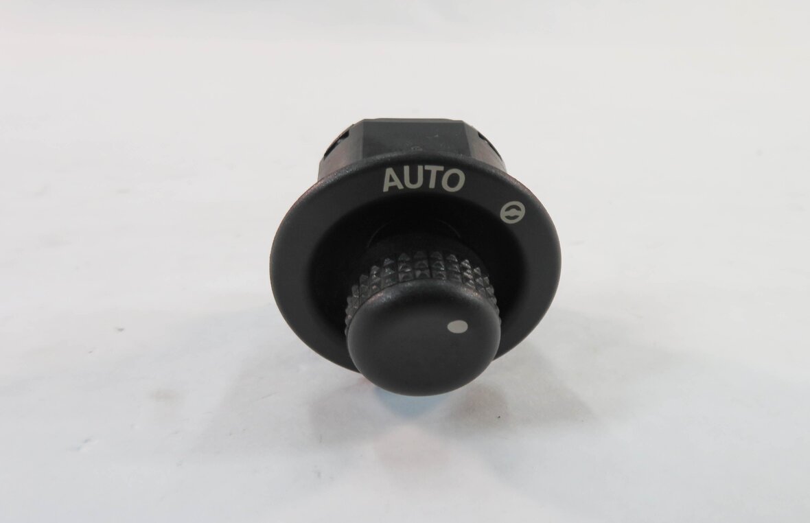 Thumbnail 2: 2010 RANGE ROVER SPORT (L320) STEERING COLUMN ADJUSTMENT SWITCH