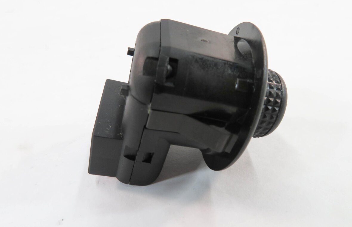 Thumbnail 5: 2010 RANGE ROVER SPORT (L320) STEERING COLUMN ADJUSTMENT SWITCH