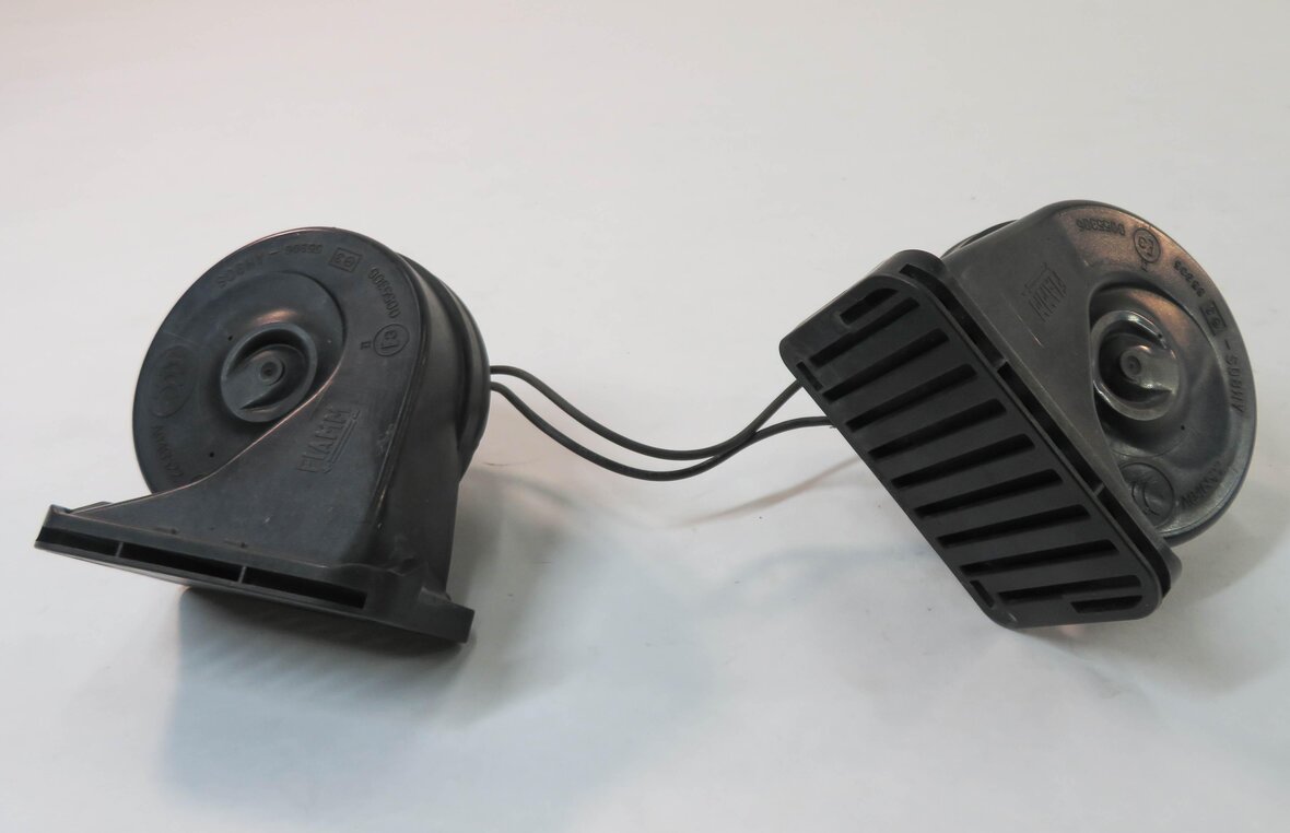 Thumbnail 5: 2010-2016 LAND ROVER LR4 / RANGE ROVER SPORT / HIGH & LOW TONE SAFETY HORN SET-2
