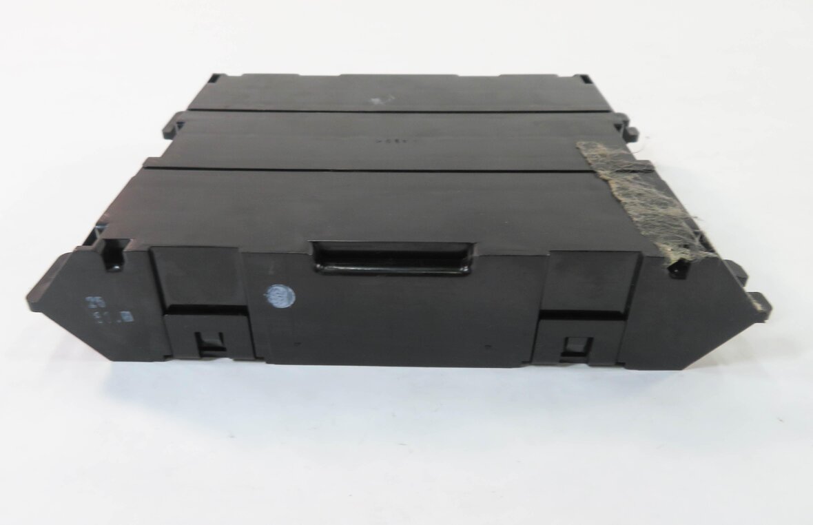 Thumbnail 4: 2010-2011 RANGE ROVER SPORT (L320) TEMPERATURE CONTROL CANBUS CONTROL MODULE